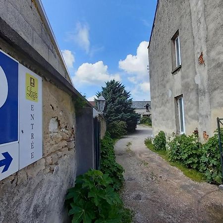 Logis Hotel & Restaurant Du Chemin Des Dames Corbeny Exterior photo