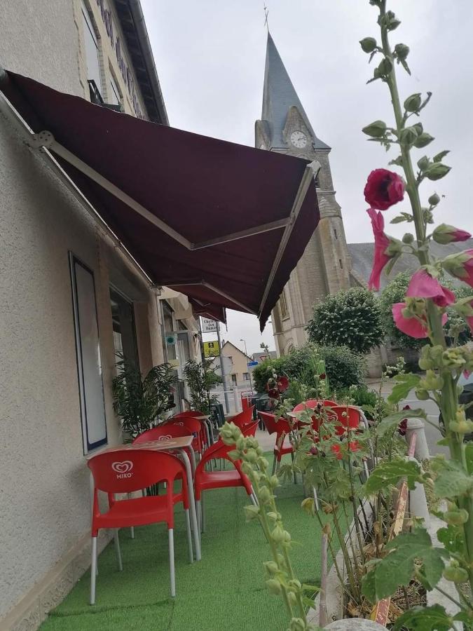 Logis Hotel & Restaurant Du Chemin Des Dames Corbeny Exterior photo