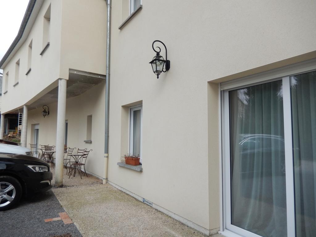 Logis Hotel & Restaurant Du Chemin Des Dames Corbeny Exterior photo